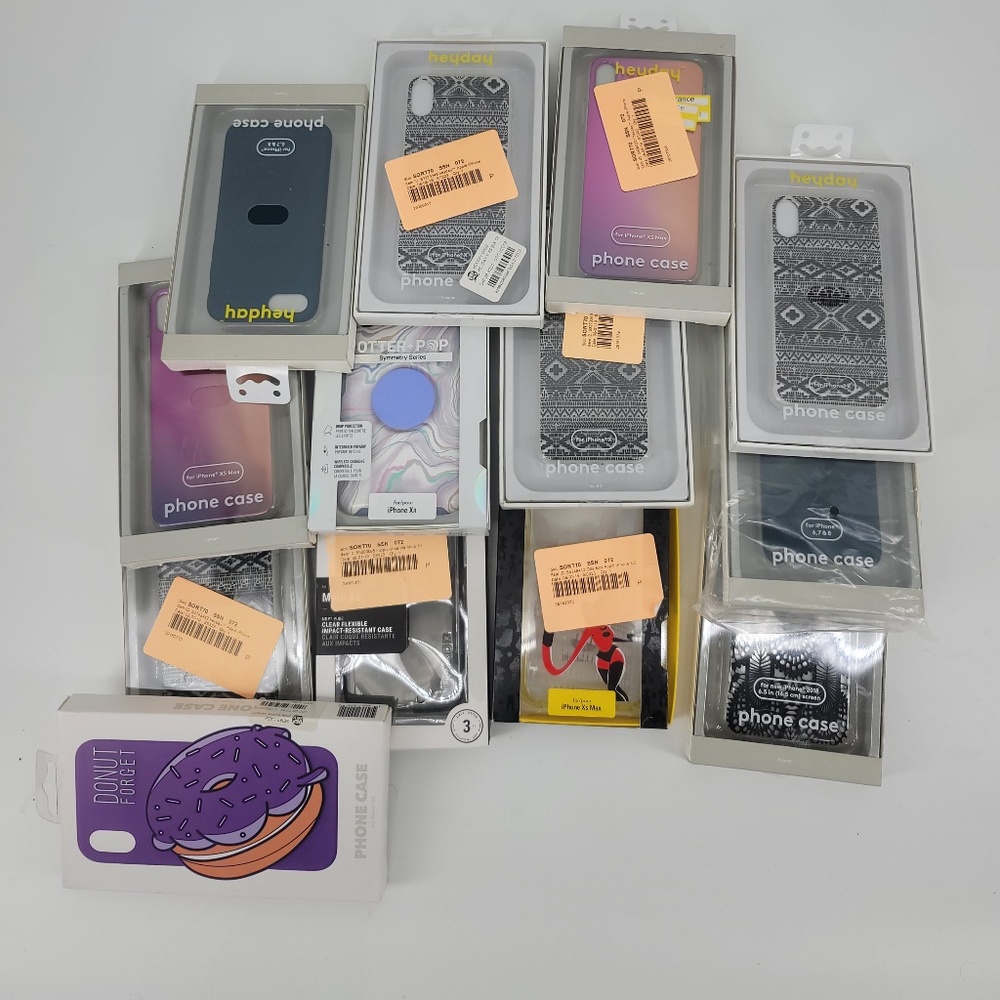 Cell Phone cases box of approx 30 mixed all new Hard Phone Cases Mixed Brands